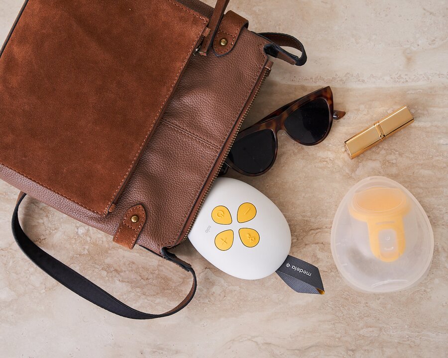 Solo™ Hands-free single electric breast pumps