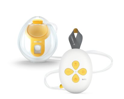 Medela Swing Maxi Electric Breast Pump and Maternity & Nursing Tank -  Black, Large