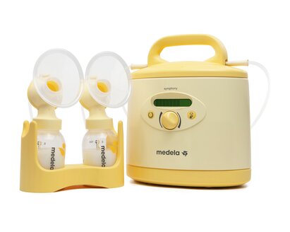 Medela PersonalFit™ PLUS reusable pump set, angled right