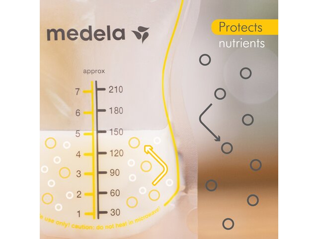 Medela Easy Pour Breast Milk Storage Bags - Image text reads: "Protects nutrients"