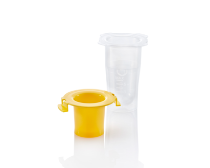 The Medela Colostrum Protector consists of two parts, the Colostrum Protector and the Lid