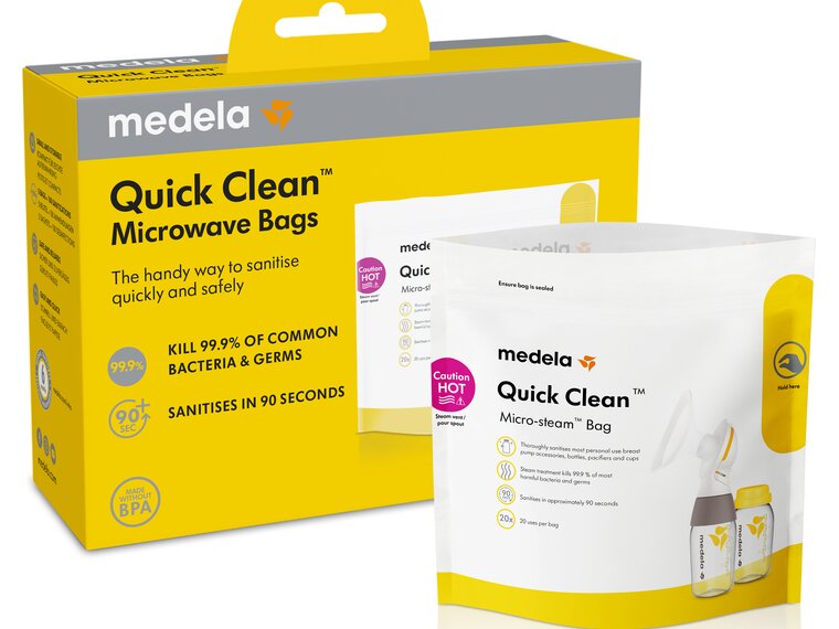 Packaging for the Medela Quick Clean™ Microwave Bag and a Micro Steam™ bag placed in front of it.