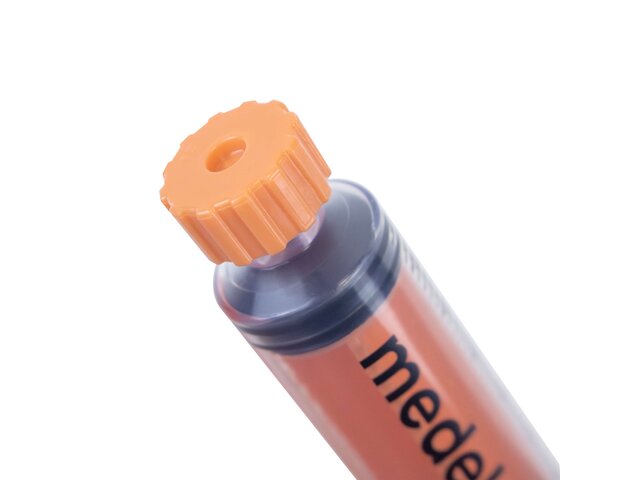 Close up of port on ENFit syringe.