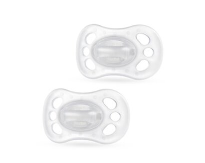 The Medela NEWBORN dummy with SensoPearls™ in transparent, x2. Includes "Swiss Made" icon and text.