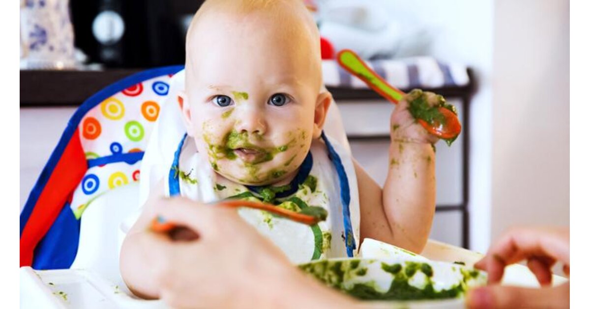 Introducing Solids to Baby: A Guide to Baby-Led Weaning | Medela