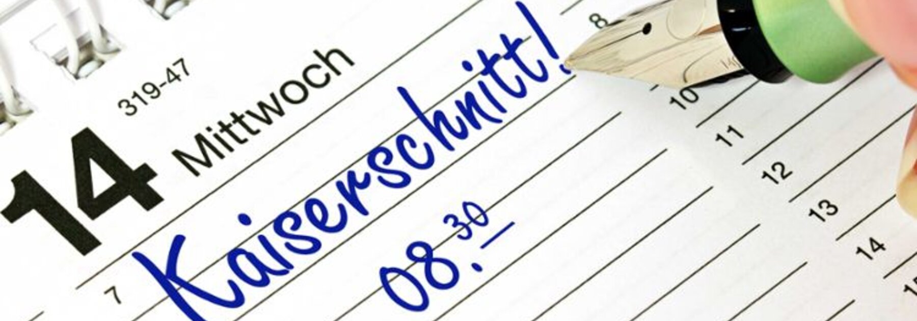 Ein Kalenderblatt, auf dem ein Kaiserschnitt eingetragen wird.