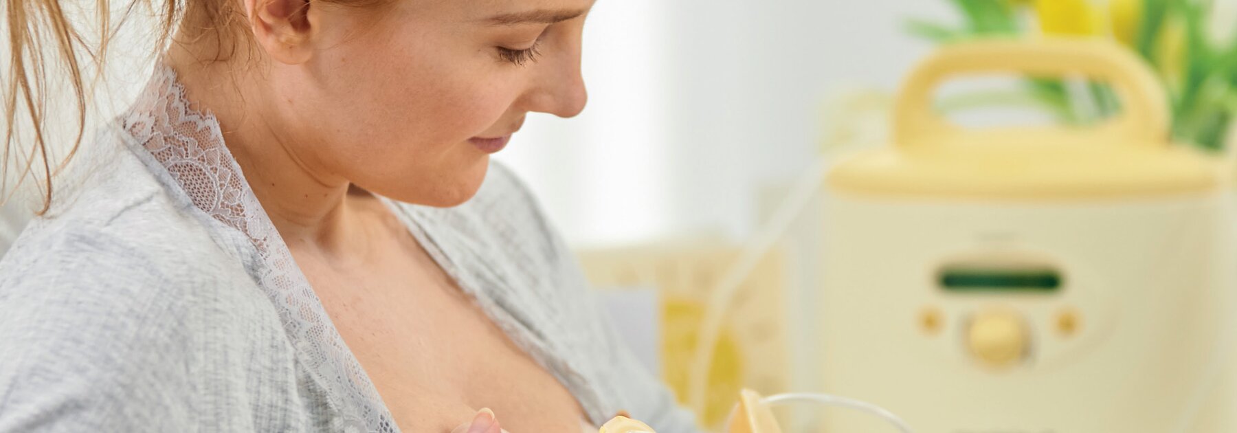 Mum pumping using Symphony Mum pumping using Symphony