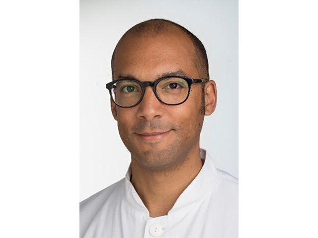 A photo of Dr. Daniel Klotz.