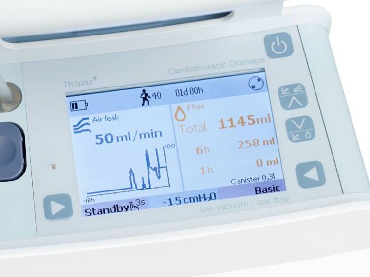 The digital display of the Medela Thopaz⁺.
