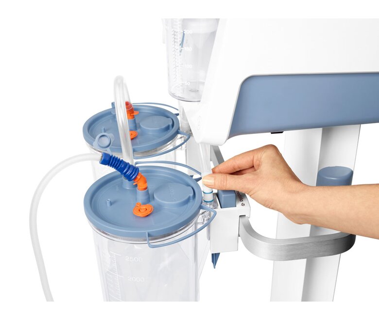 Medela surgical pump vacuum connection