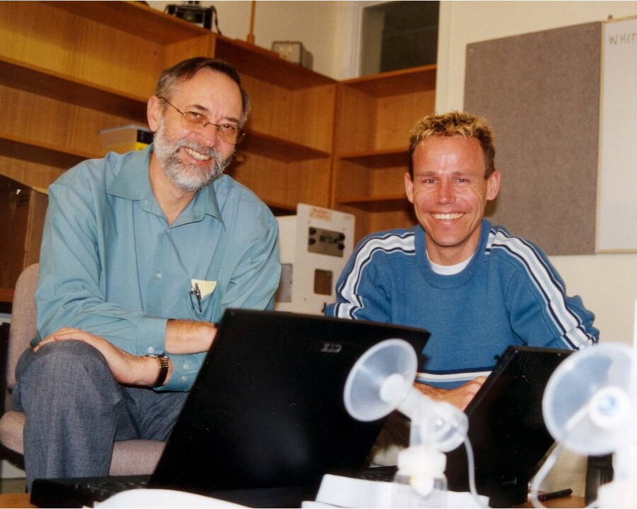 A photo of Michael Larsson, Chairman of the Medela Board and late Emeritus Professor Peter Hartmann, The University of Western Australia.